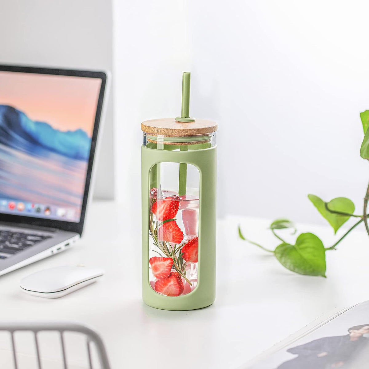 Kodrine 20oz Glass Tumbler with Straw and Lid, Iced Coffee Cups with Bamboo Lids, Glass Cups for Cold Drinks, Smoothie Cup with Silicone Sleeve for Travel, Work, BPA FREE-DaiquiriGreen