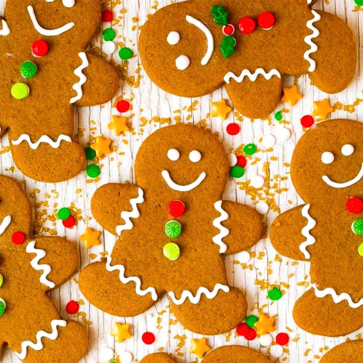 Christmas Cookie Cutters 6Pcs Large, Christmas Theme Shapes Cookie Cutters Santa Claus Gingerman Truck Elk Snow Mini Tree, Metal Dough Fondant Biscuit Molds for Kitchen