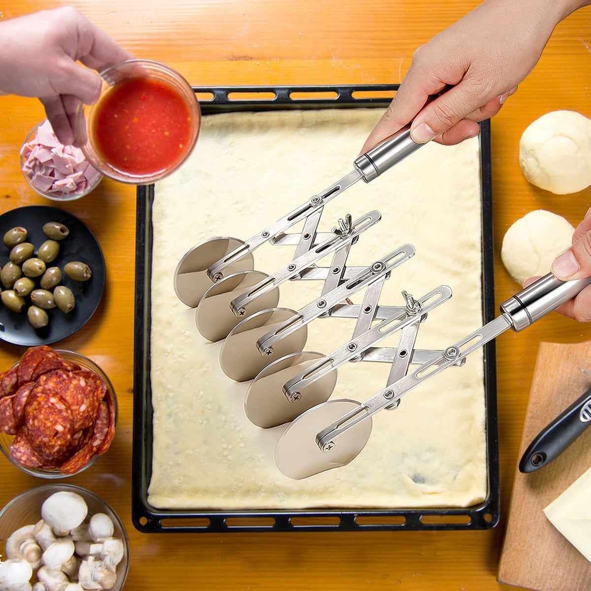 5 Wheel Pastry Cutter Stainless Pizza Slicer Multi-Round Dough Cutter Roller Cookie Pastry Knife Divider with Handle