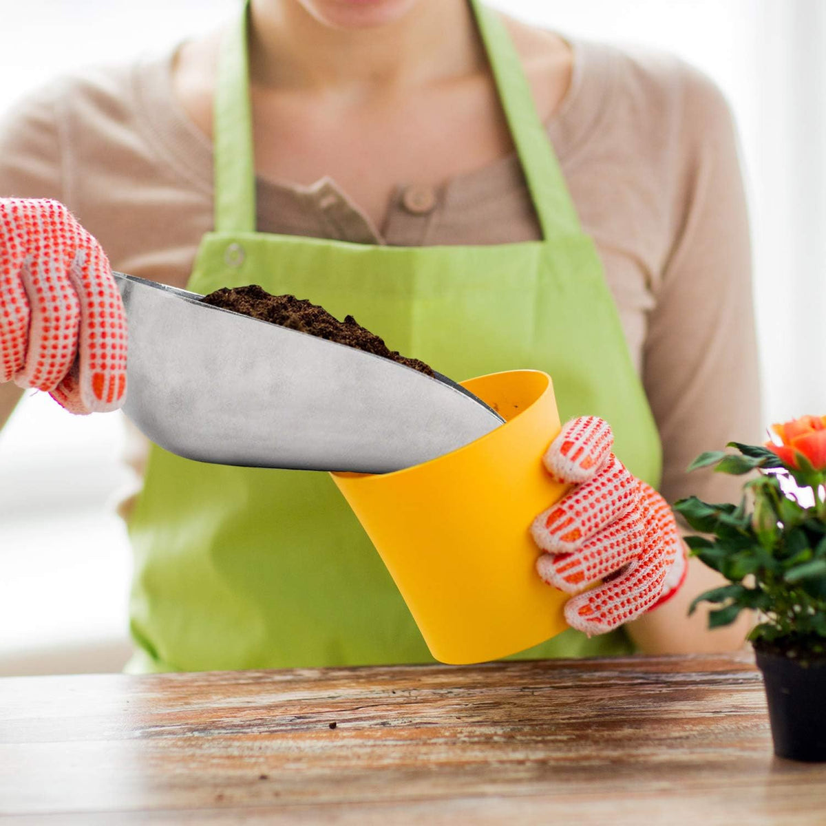 Cast Aluminum Utility Scoop - 58 oz. - Round Bottom, ice scoop For Multi-Purpose Use, With Finger Groove Handle (58 oz.)