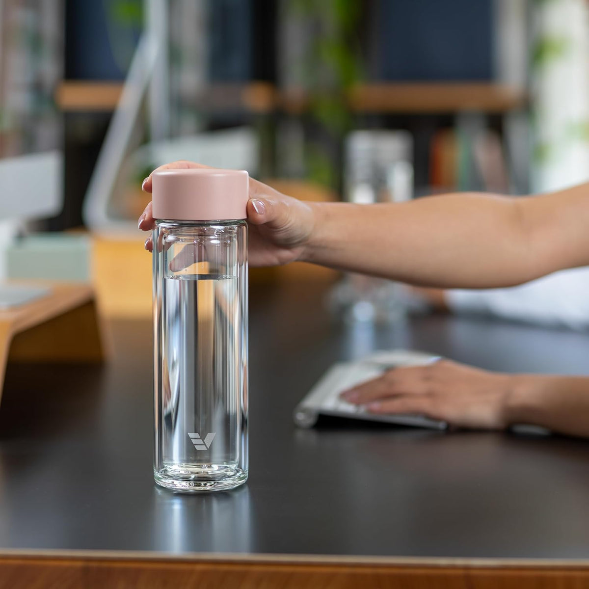 Glass Multi Tea Infuser Bottle 14oz - Double Wall Borosilicate Glass Flask | No Plastic Touches Contents | Perfect for Office or Home - Rose Pink