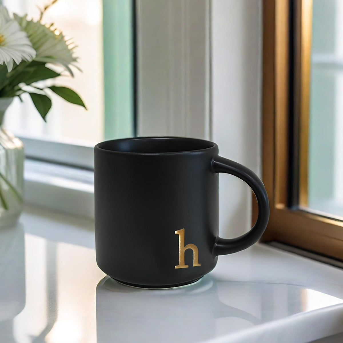 COLLECTIVE HOME - Black Monogram Ceramic Mugs, 15 oz Golden Initial Coffee Cups, Elegant Alphabet Tea Mugs, Personalized Halloween Mug with Gift Box, Perfect for Office and Home Décor (h)