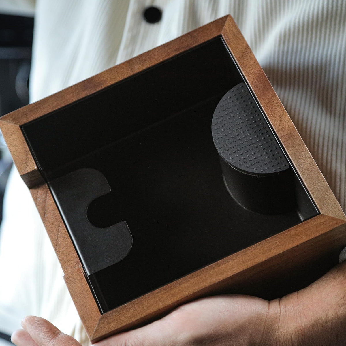 Wooden Espresso Knock Box Walnut Dump Bin for Coffee Grounds Disposal Durable, Shock-Absorbent Espresso Machine Accessories, Easy to Clean Tamping Station