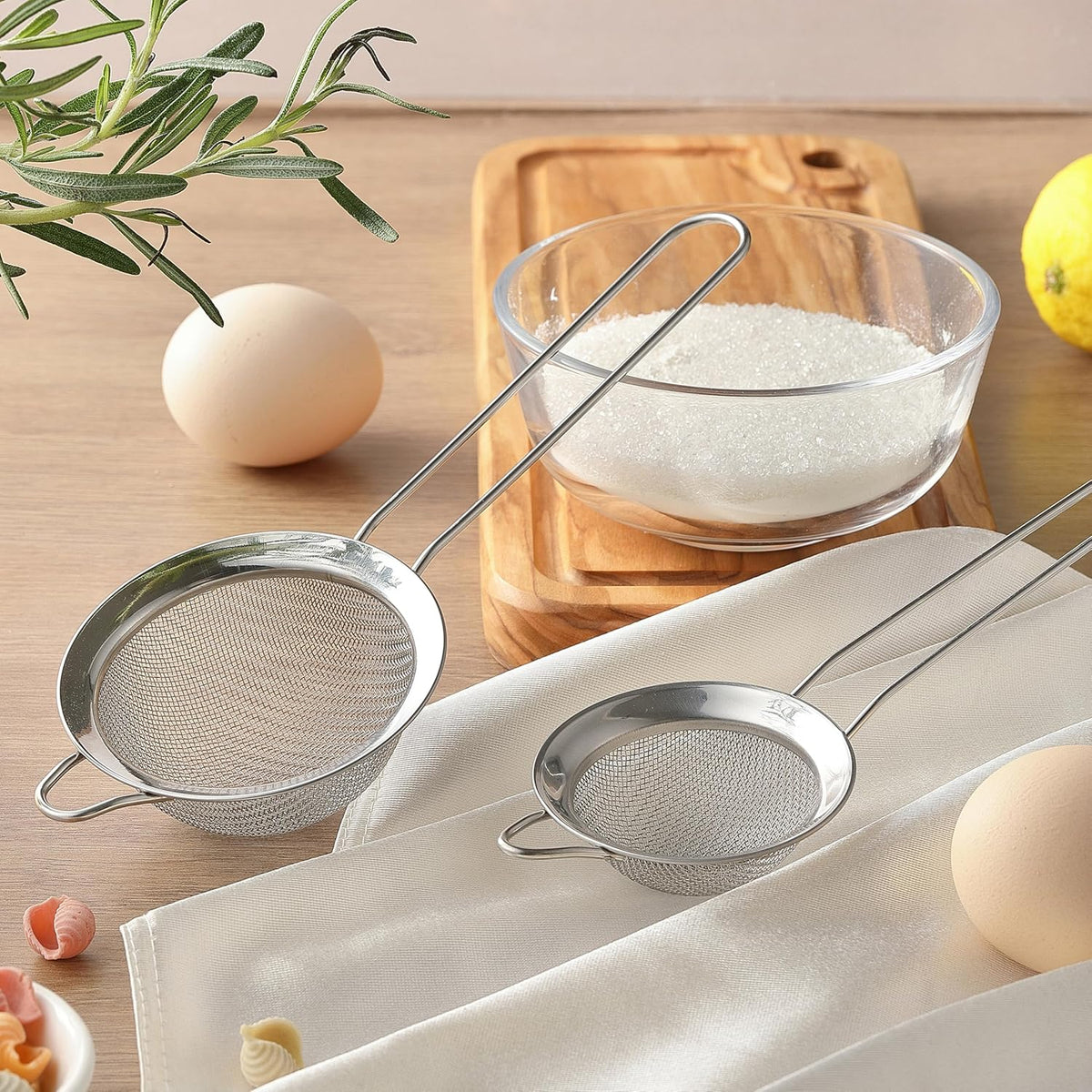 2 Pack Fine Mesh Strainers, Mini Stainless Steel Strainer with Handle for Kitchen, Metal Sieve Sifters for Straining Tea, Matcha, Cocktail, Juice and Coffee (8.6in 7.5in)