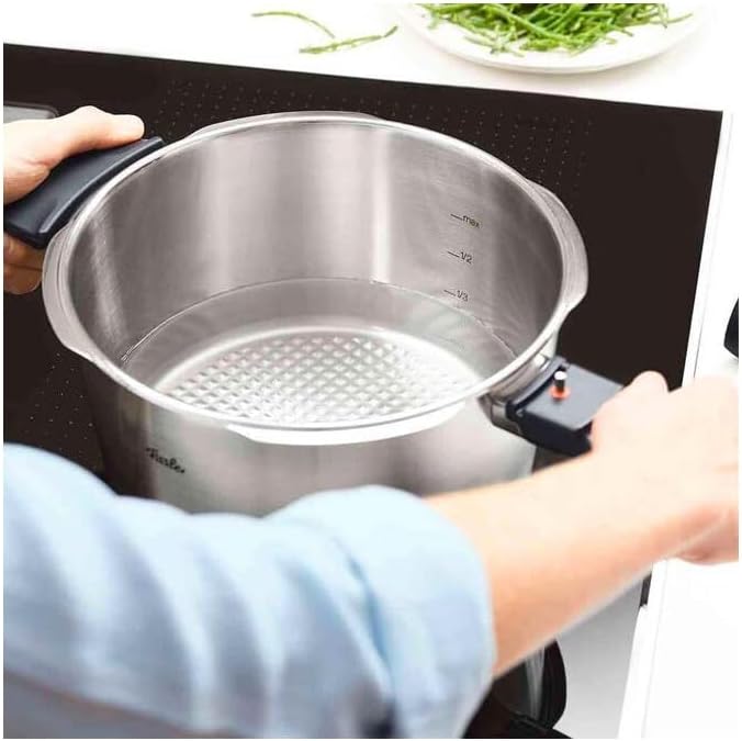 Fissler Vitavit Premium Pressure Cooker with Steamer Insert, 3.7 Quart