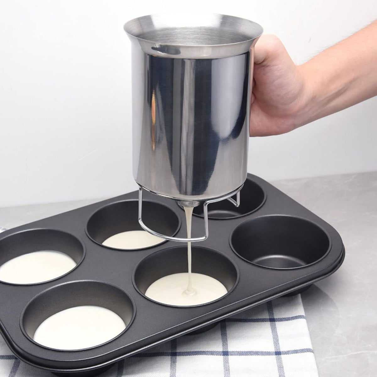 TOPINCN Pancake Batter Dispenser, Stainless Steel Cupcake Batter Dispenser Handheld Pancake Pourer Great for Baking Cupcakes Muffins Waffles Cooking Crepes