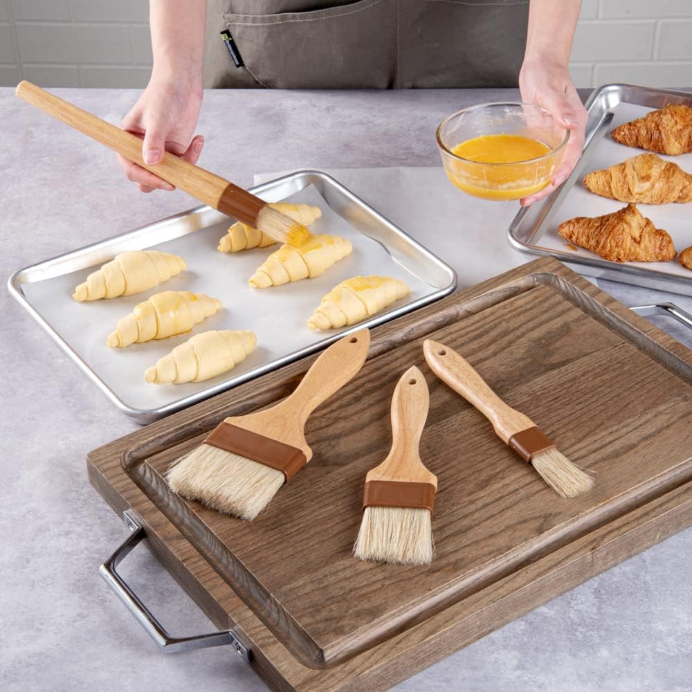 Restaurantware-Pastry Tek Wide Buttering Brush Set, 1 Set of 4 Boar Bristle Pastry Brushes - Hardwood Handle, Sturdy Ferrule, Wood Basting Brushes, Built-In Hanging Hole, For Glazing And Basting