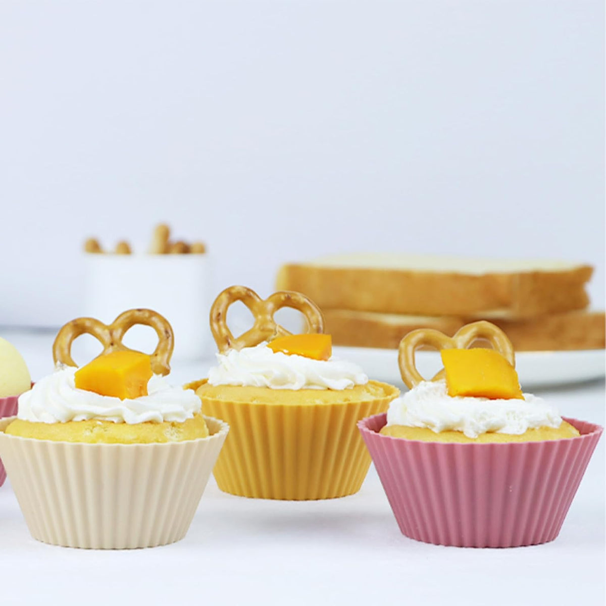Large Silicone Muffin Cups, 12 Pack Reusable Cupcake Liners 3.54inch Baking Cups Jumbo Size Cake Molds, BPA Free, Dishwasher Safe