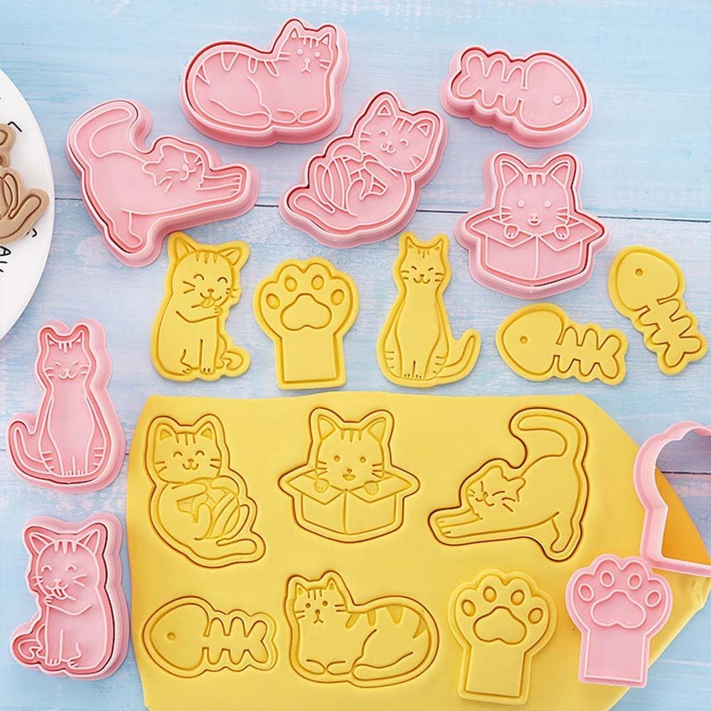 8pcs Cat Cookie Cutters Set, 3D Cute Stamps, Cupcake Pancake Apple Pie Pastry Biscuit Molds, Fruit Sandwich Cutter, Baking Molds for Party Decorations (Cat-1)