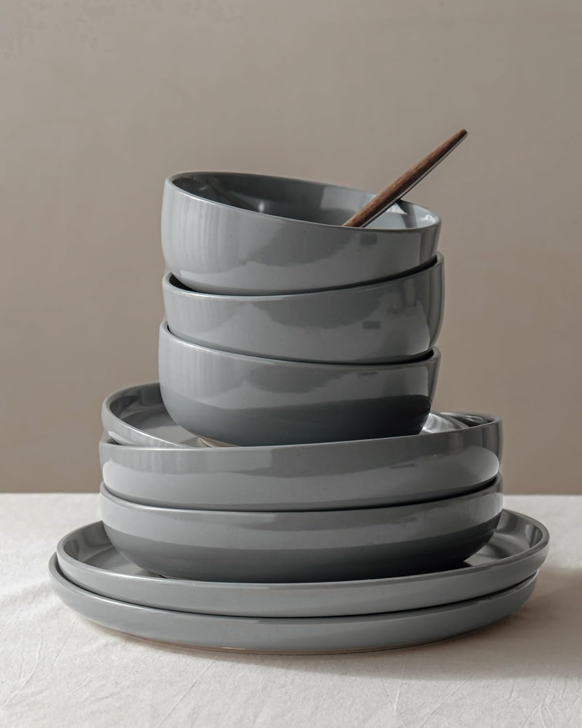 Famiware Milkyway Plates and Bowls Set, 18 Pieces Dinnerware Sets, Dishes Set for 6, Dark Gray