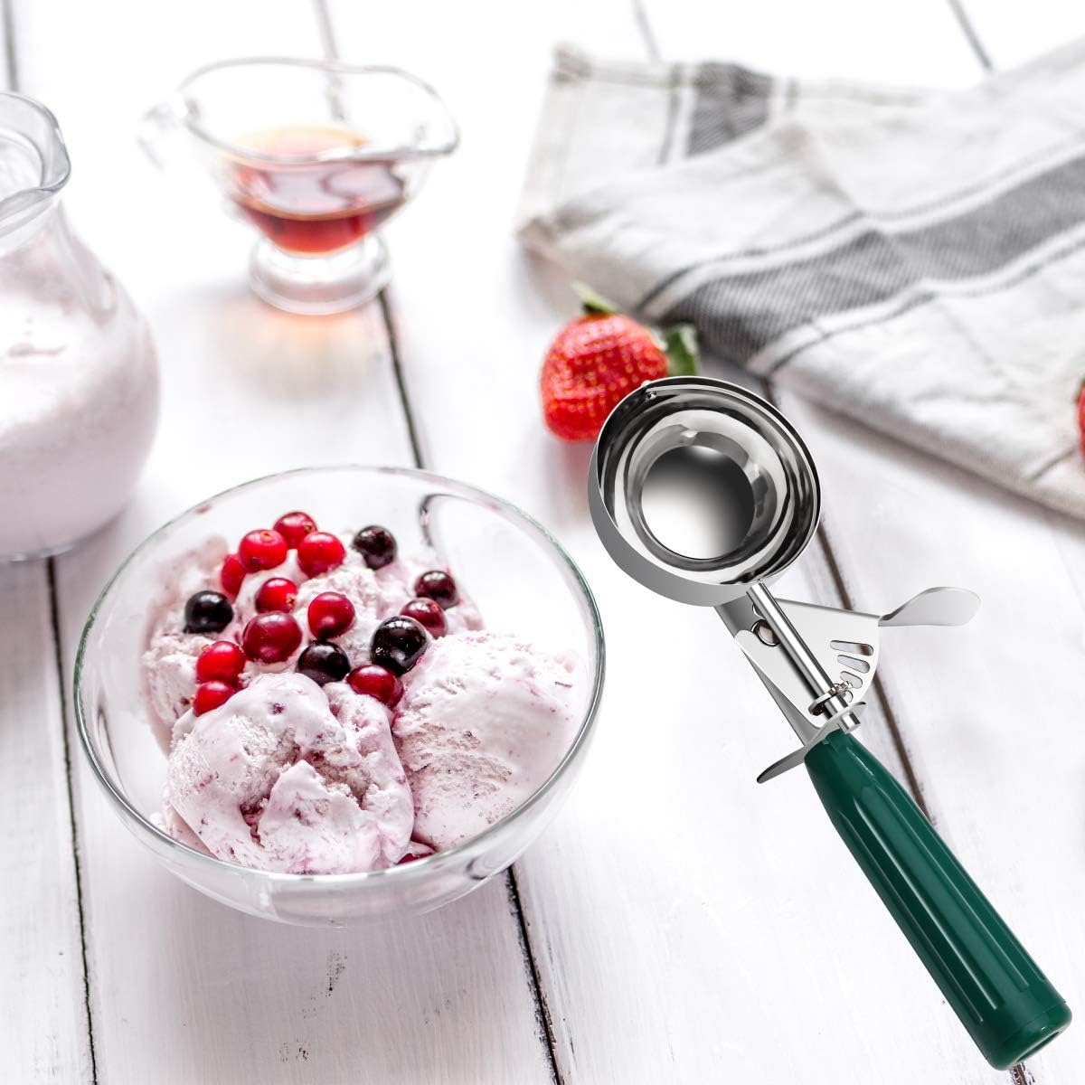 Commercial-Grade Ice Cream Scooper 2.66 oz, 18/8 Stainless Steel Cookie Scoop with Plastic Handle, Portion Control Disher Scoop for Bakeries,Restaurants & Dessert Shops, #12, Green