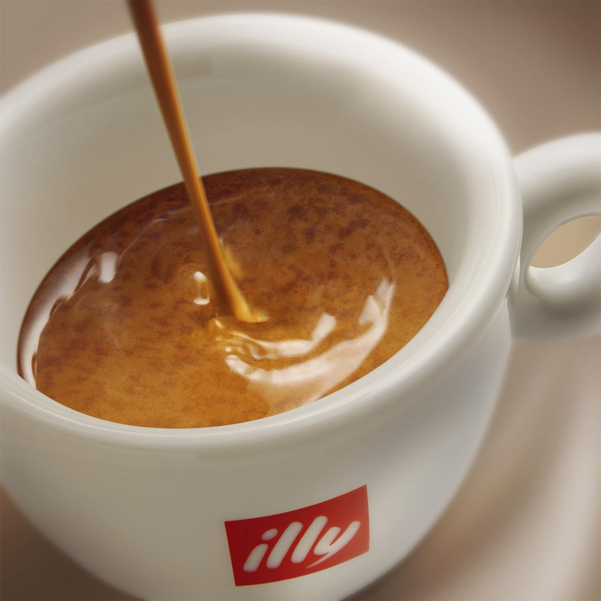 illy Arabica Selections Brasile - Cerrado Mineiro Whole Bean Coffee, Regenerative Agriculture Coffee, 8.8oz (Pack of 1)
