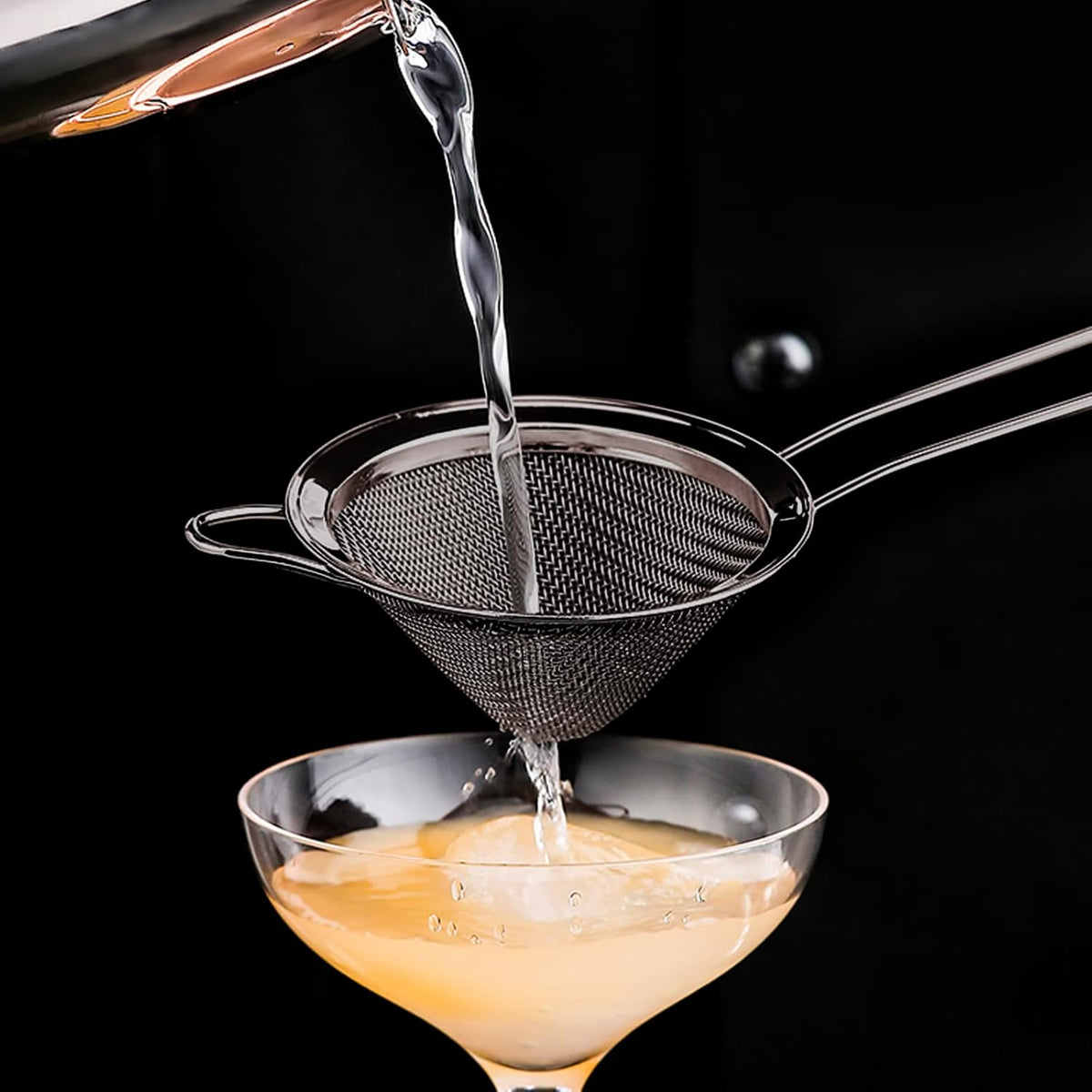 2 Pack Stainless Steel Small Food Strainer, Fine Mesh Sieve with Long Handle, Cocktail Strainer For Cocktails, Tea Herbs, Coffee & Drinks, Rust Proof & Great as Tea Strainer, 3.5inch