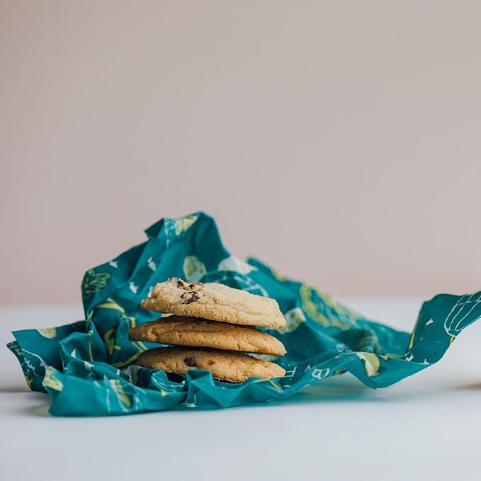 Bee's Wrap Beeswax Wraps for Food - Ocean 3 Pack (S, M, L) Made in USA Reusable & Organic Food Wraps, Sandwich Wrap & Bowl Covers - Eco-Friendly Alternative to Aluminum Foil & Plastic Wrap