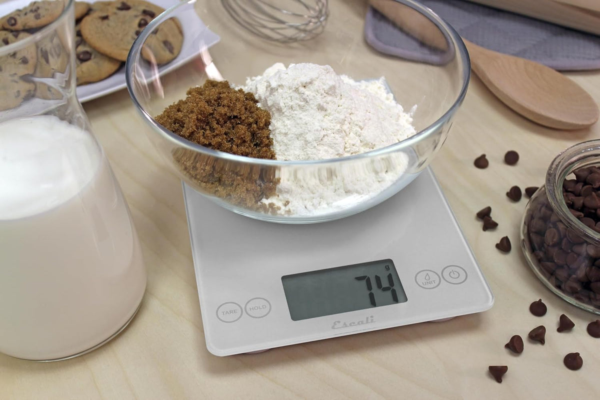 Escali Arti Digital Food Scale, Multi-Functional Kitchen Appliance, Precise Weight Measuring and Portion Control, Baking and Cooking Made Simple, Tempered Glass, Frost White
