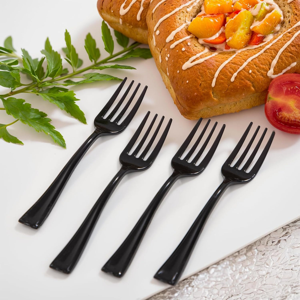 WDF 300 Pieces Black Plastic Mini Forks-4inches Black Plastic Forks-Heavy Duty Plastic Tasting Forks-Perfect for Small Appetizers and Desserts for New Year/Graduation
