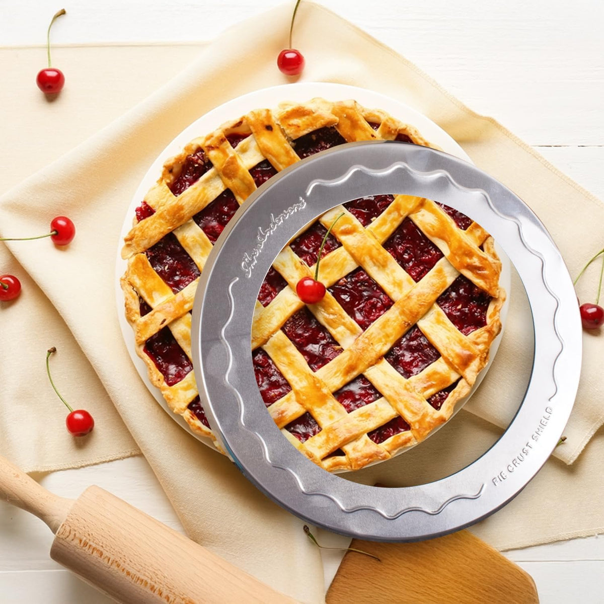 Mrs. Anderson's Baking Pie Crust Protector Shield, Fits 9.5 and 10-Inch Plates, Set of 2