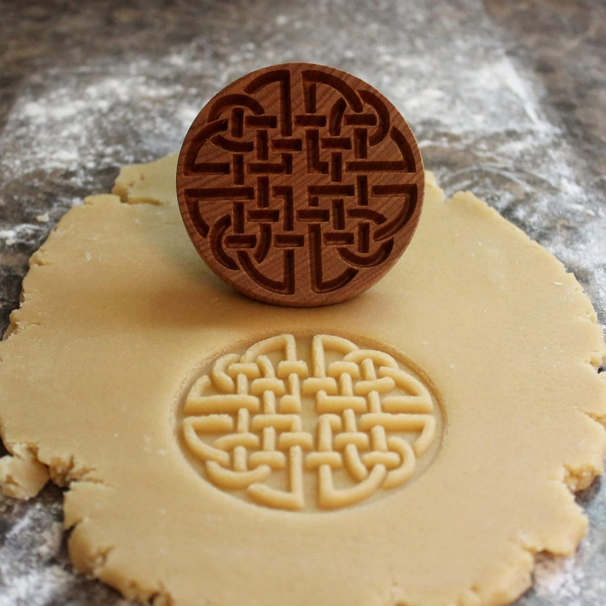 Wood Cookie Stamp, 2.5 Inch (Celtic Square CS-068)