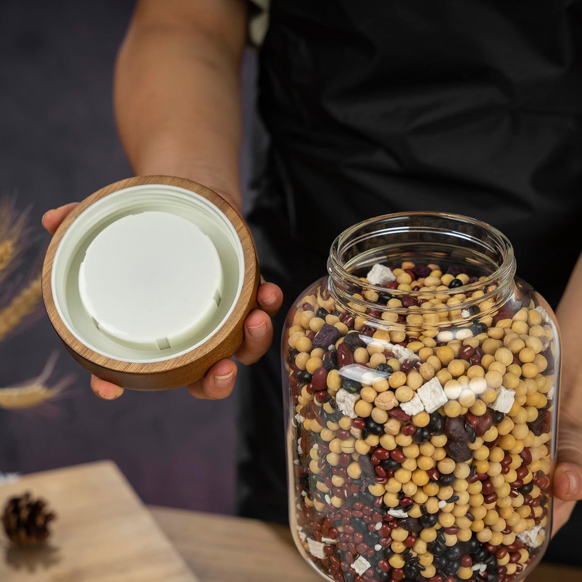1PC Glass Storage Jars with Airtight Lids, 45 fl oz (1400ml) coffee container with Wooden Lid, Glass Pantry Canister for Beans, Rice, Sugar and etc