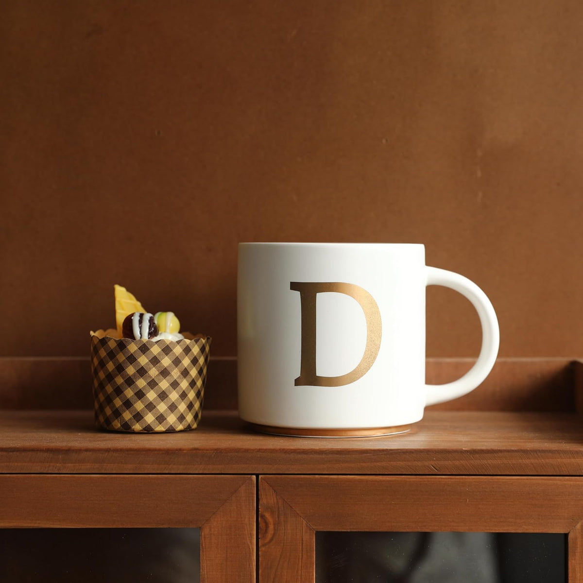 COLLECTIVE HOME - Monogram Ceramic Mugs, 15 oz Golden Initial Coffee Cups, Elegant Alphabet Tea Mugs, Elegant Personalized Mug with Gift Box, Unique Mug with Double Side Capital Letter (D)