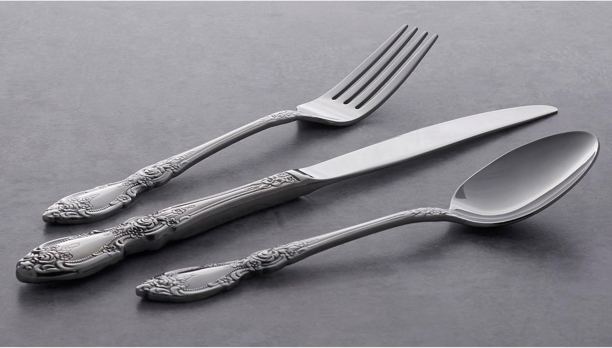 Oneida Wordsworth Flatware 45 pieces (Service for 8)