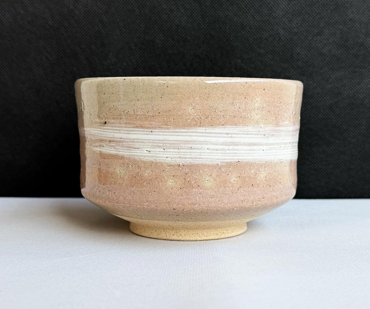 Japanese Traditional Handcrafted Mino Matcha Chawan Tea Bowl Cup Ceremony Tableware Pottery (Kohiki Ipponbiki)