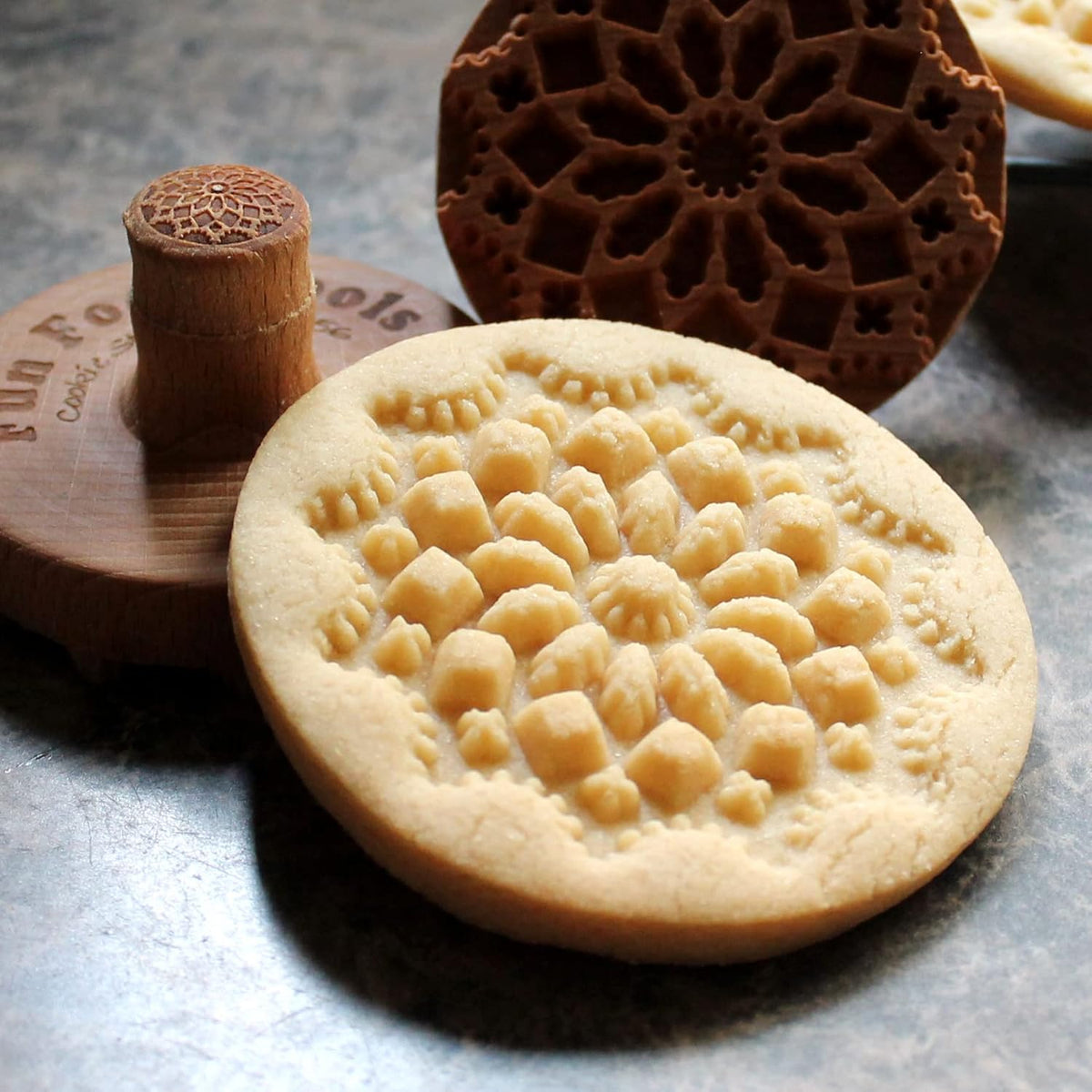 Wood Cookie Stamp, 2.5 Inch (Chartres Cathedral CS-056)