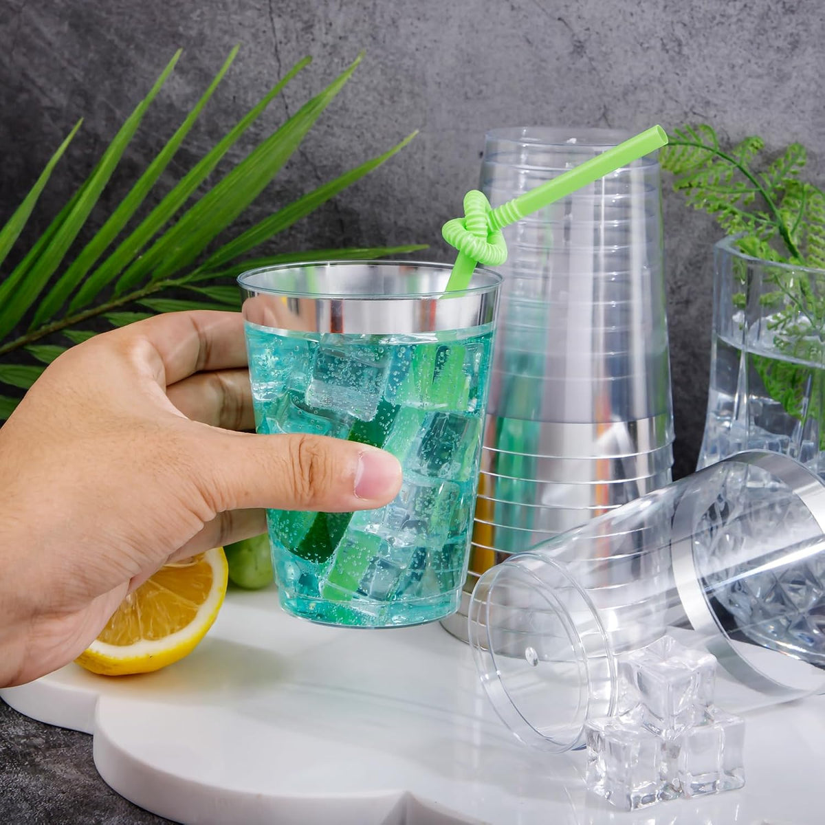 I00000 100PCs Silver Plastic Cups, 10 oz Clear with Silver Trim, Heavy-Duty Disposable Hard Plastic Cups for Party & Wedding