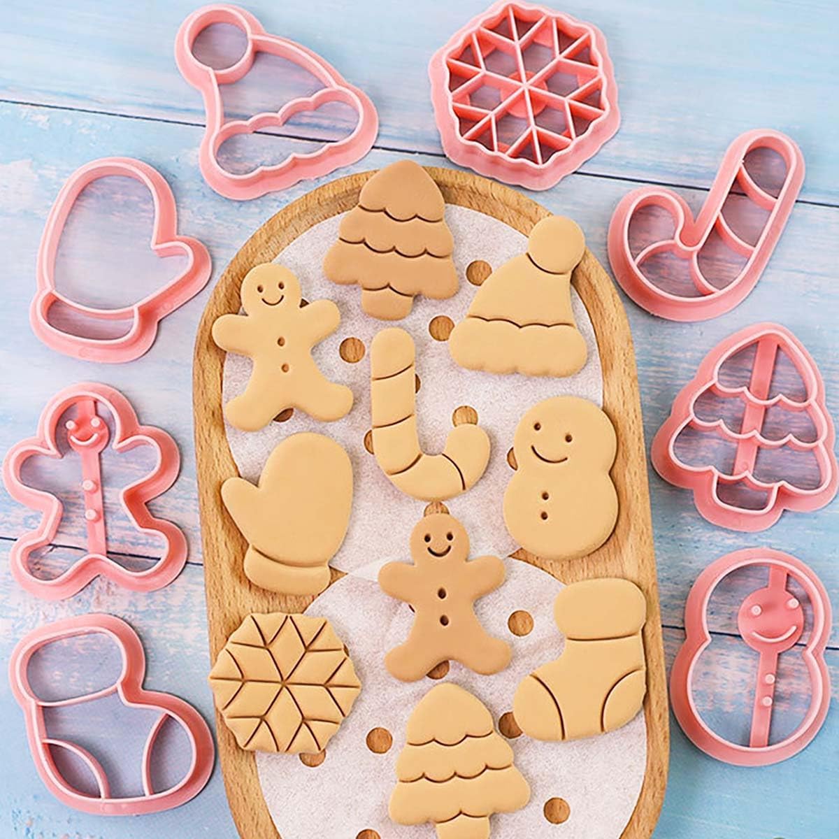 8 Piece Mini Christmas Cookie Cutters, 3d Raised Design Gingerbread Cookie Stamps, Cookie Cutter Set suitable for Frosting Decoration, Mini Pie Molds, Apple Pie Pastry Biscuit Cutter (Christmas-A)