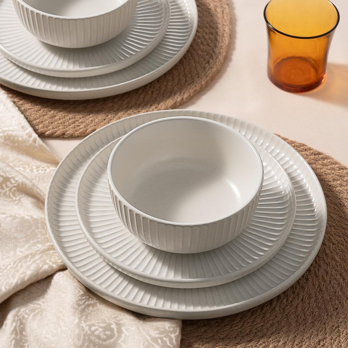 Famiware Starlight Dinnerware Sets, Plates and Bowls Dish Set of 6 (18 Pieces), Ribbed Textured Tableware - Dishwasher & Microwave Safe, Chip Resistant, Reactive Glaze, Matte Reactive White