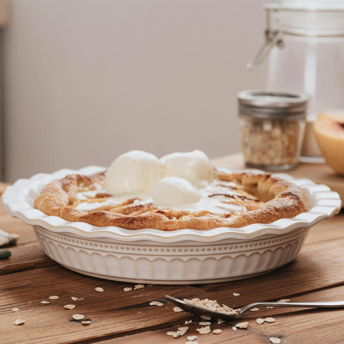 Ceramic Pie Pan for Baking, 9 inch Pie Pans Set of 2, Round Pie Dish for Dessert Kitchen, Farmhouse Vintage Color Pie Plate, Oven & Dishwasher Safe, Off-White