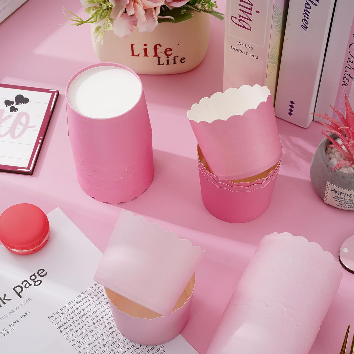 Whaline 120Pcs Pink Paper Baking Cups Scalloped Edge Cupcake Wrappers Gradient Pink Cupcake Muffin Cases for Valentine Wedding Birthday Baby Shower, 3 Colors