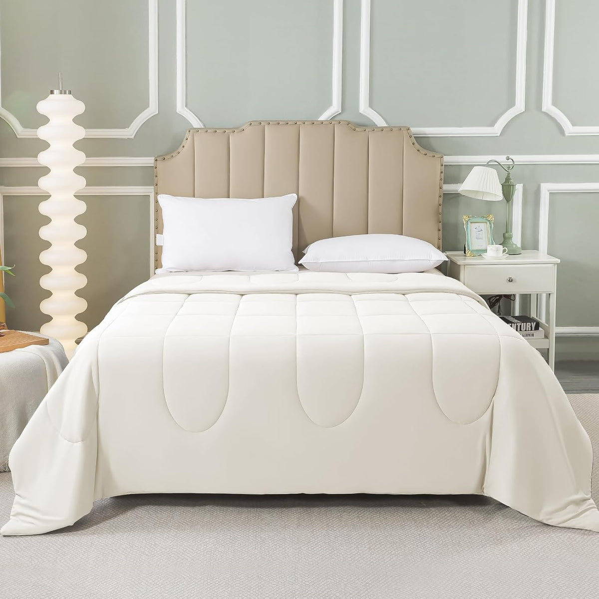 HYLEORY Cooling Comforter Queen Size - Summer Cooling Blanket for Hot Sleepers/Night Sweats, Double-Sided Cold Touch Silky Ice Comforters, Breathable Lightweight Beddings, Cool Cream, 90"x90"