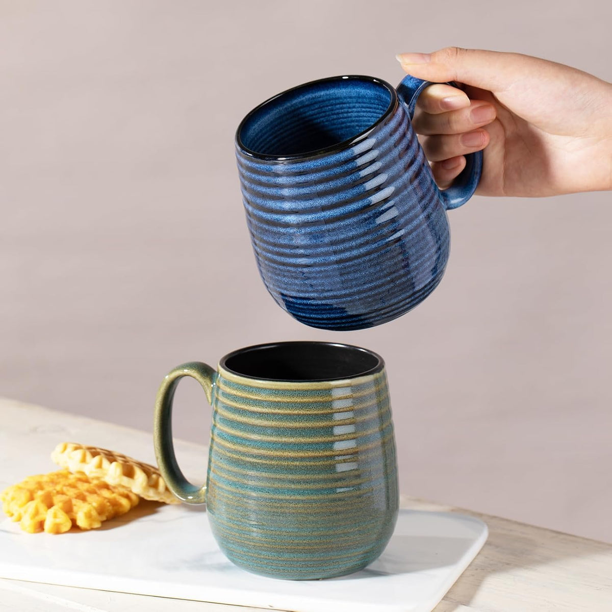 20 oz Large Ceramic Coffee Mugs set of 2, Coffee Mugs for Women and Men, Big Tea Cups, Large Handle Mugs for Office and Home, Microwave and Diahwasher Safe (Green with Stripes, 2PCS)