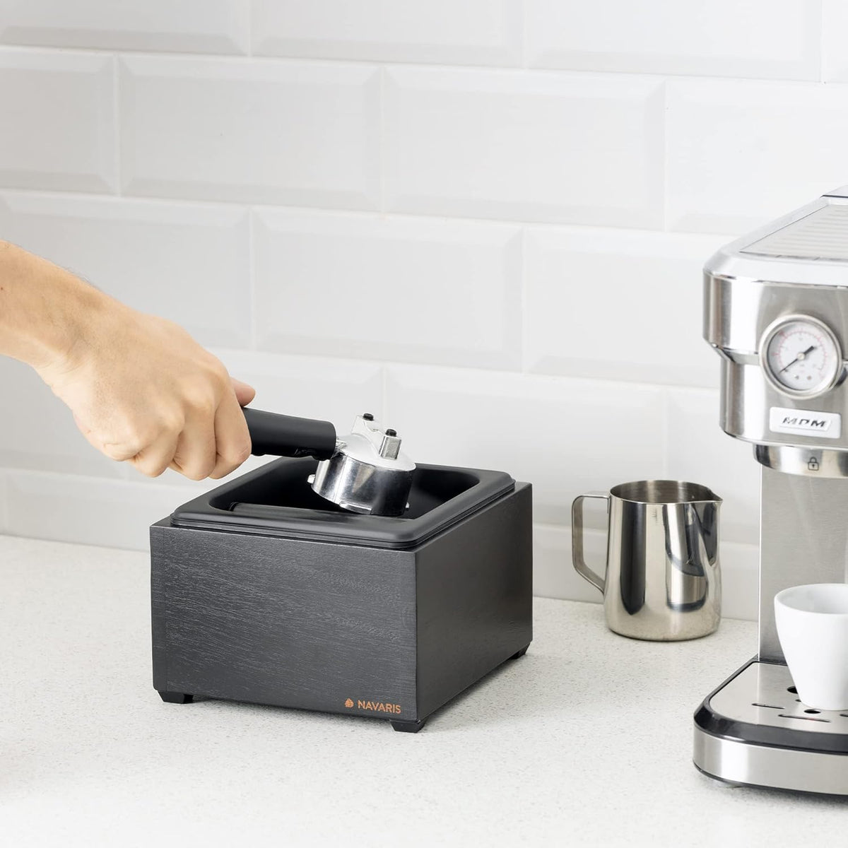 Navaris Coffee Knock Box - Stainless Steel and Wood Bin for Espresso Machine Grounds - With Silicone Bar for Knocking Portafilter Filter Grinds - Black/Black