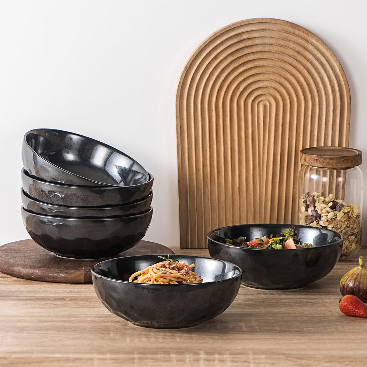 vicrays Ceramic Pasta Bowls Set, 32 Ounce Soup Bowls, Large Salad Bowls, Chip Resistant, Dishwasher Microwave Safe, Fluted stoneware Bowls for Kitchen, Serving Bowls - Set of 6 Black