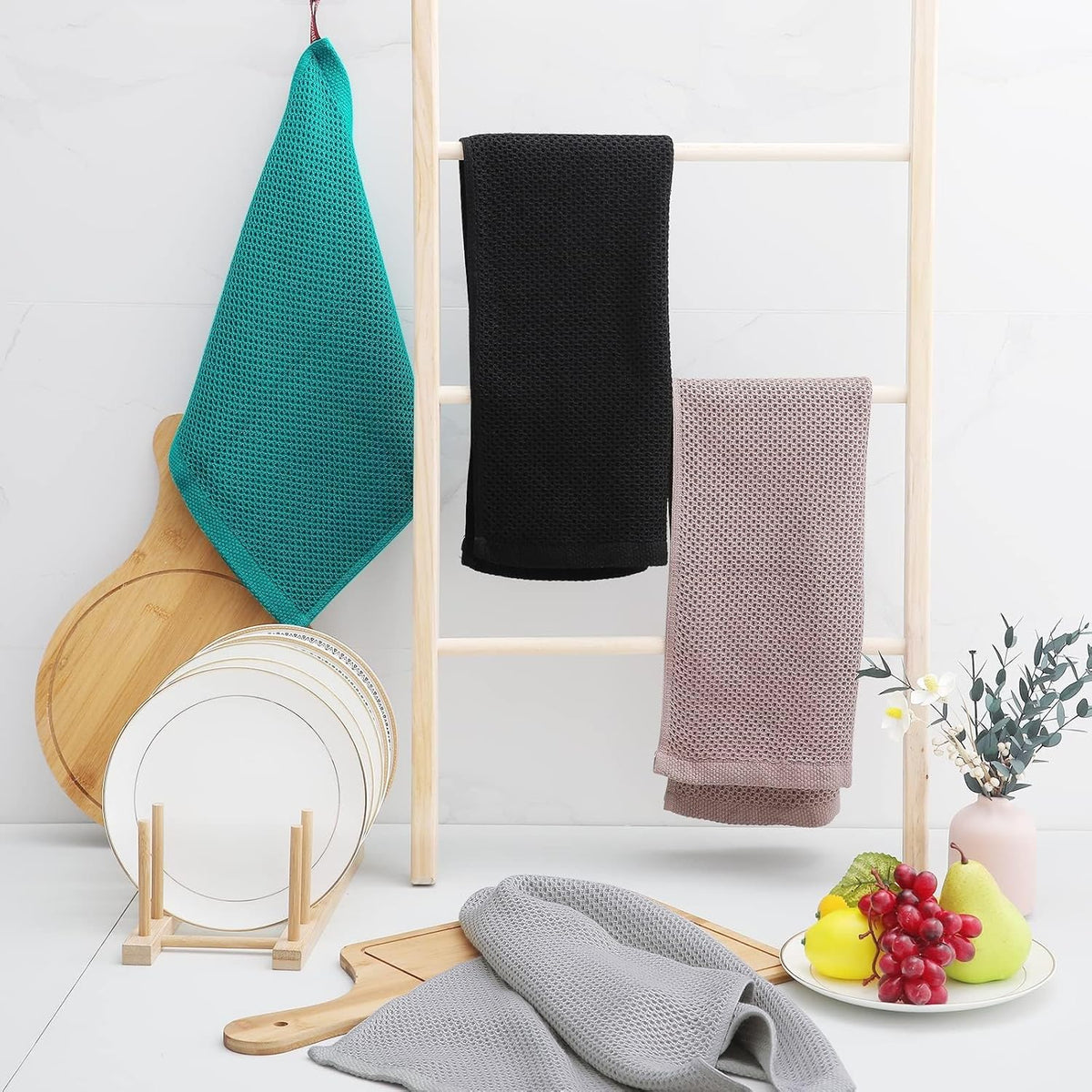 Homaxy 100% Cotton Waffle Weave Kitchen Dish Towels, Ultra Soft Absorbent Quick Drying Cleaning Towel, 13 x 28 Inches, 18-Pack, Black