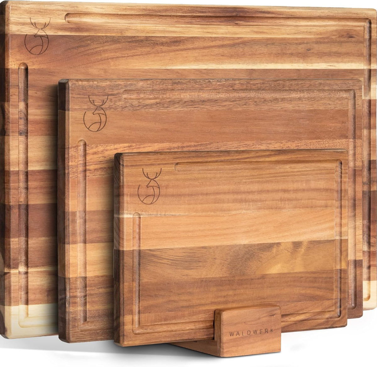 WALDWERK Cutting Board Set (15.75 x 12/13 x 9.5/10 x 7 in) out of Solid Acacia Wood - 0,8 in Thick Cutting Boards for Kitchen - Wood Cutting Boards - Wooden Chopping Boards for Kitchen