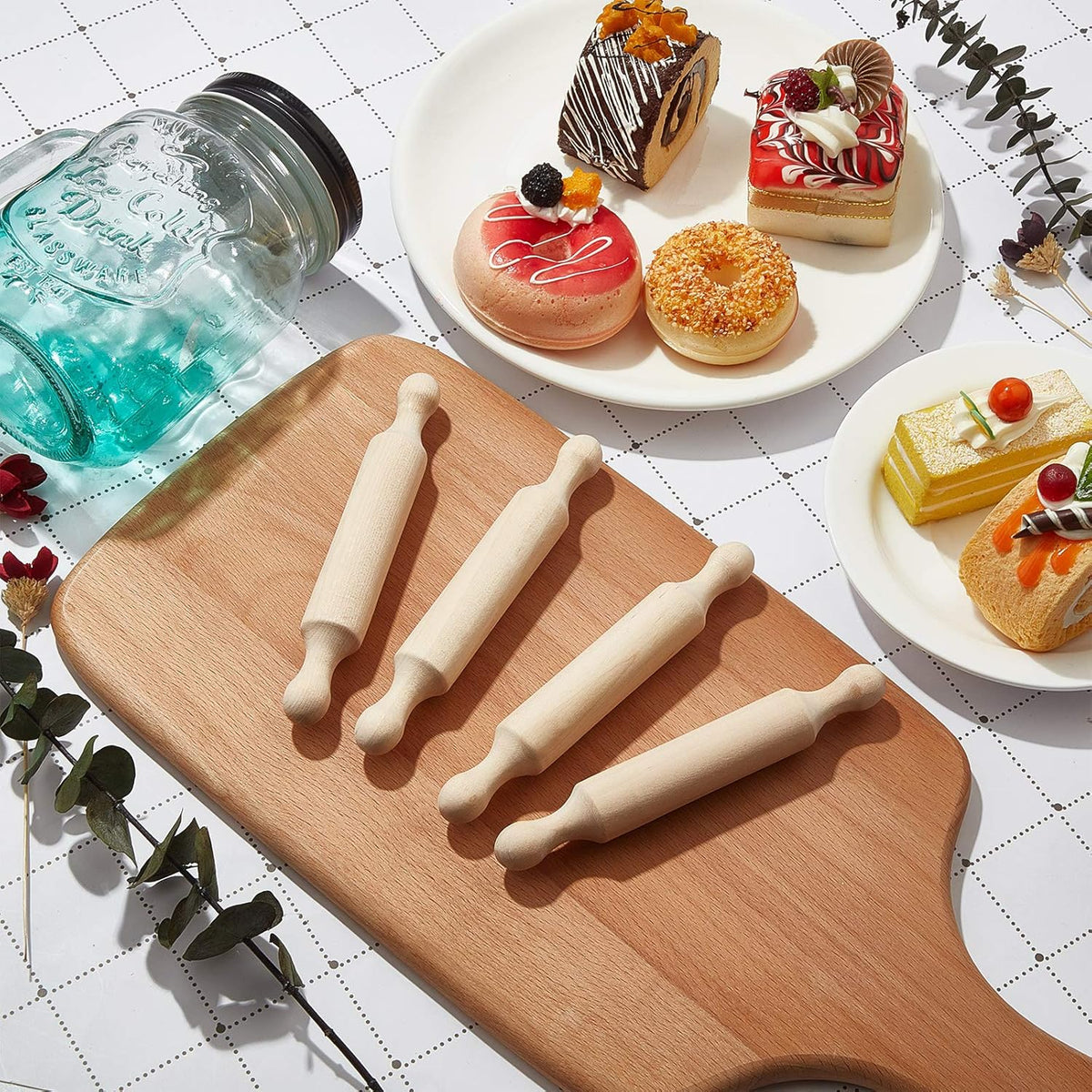 Suclain 30 Pcs Wooden Mini Rolling Pin Long Kitchen Baking Small Dough Rolling Pin for Children Fondant Pastry Pizza Crafting and Imaginative Play for Halloween and Christmas Presents (6 Inches)
