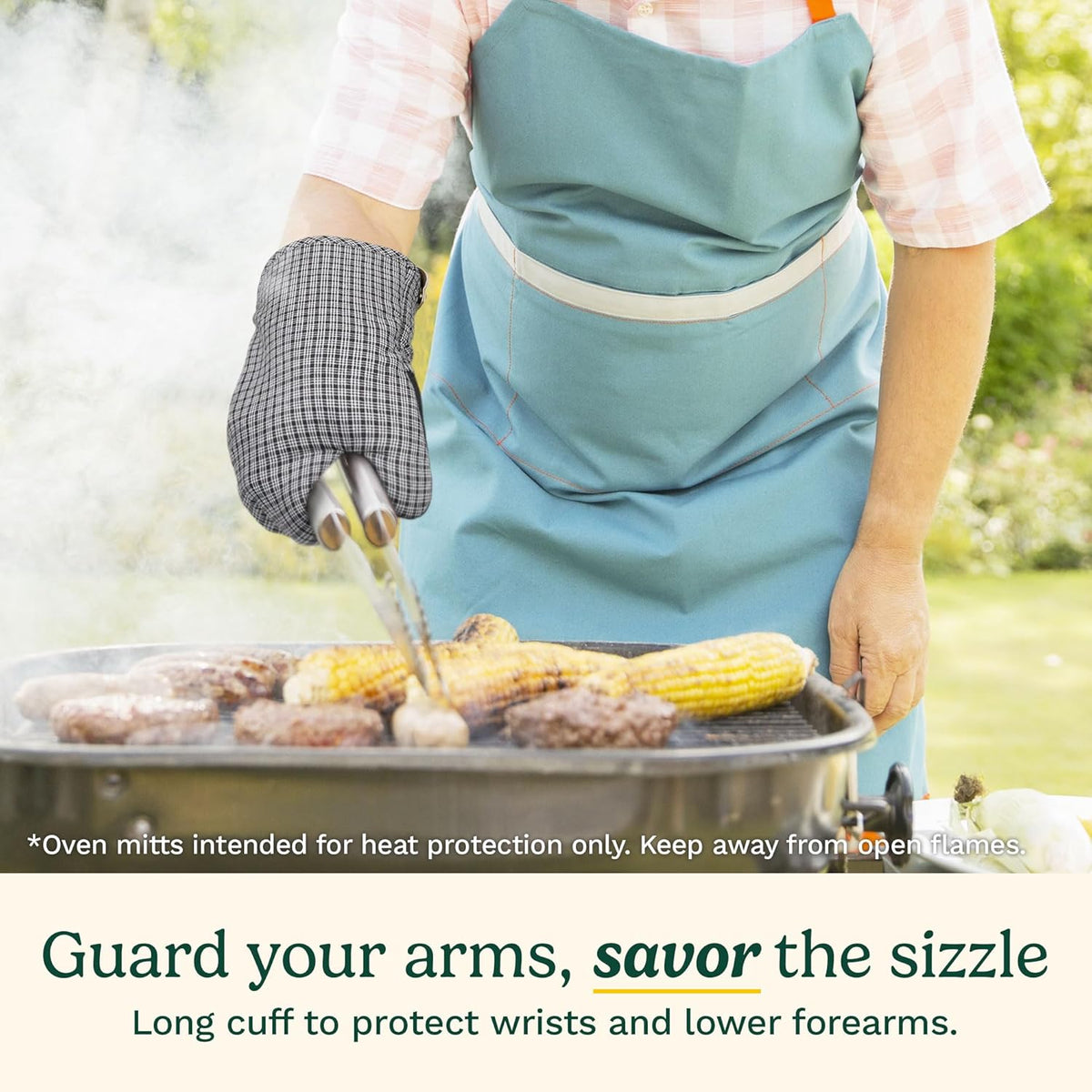 Cuisinart Heritage Kitchen Oven Mitts – Heat-Resistant Kitchen Mitts for Oven with Non-Slip Neoprene Palm, Long Cuff, and Cotton Filling – Durable Oven Gloves for Cooking, Baking, & Grilling