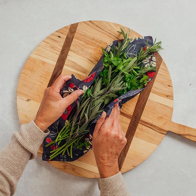 Bee's Wrap Beeswax Wraps for Food - Botanical 3 Pack (S, M, L) Made in USA Reusable & Organic Food Wraps, Sandwich Wrap & Bowl Covers - Eco-Friendly Alternative to Aluminum Foil & Plastic Wrap