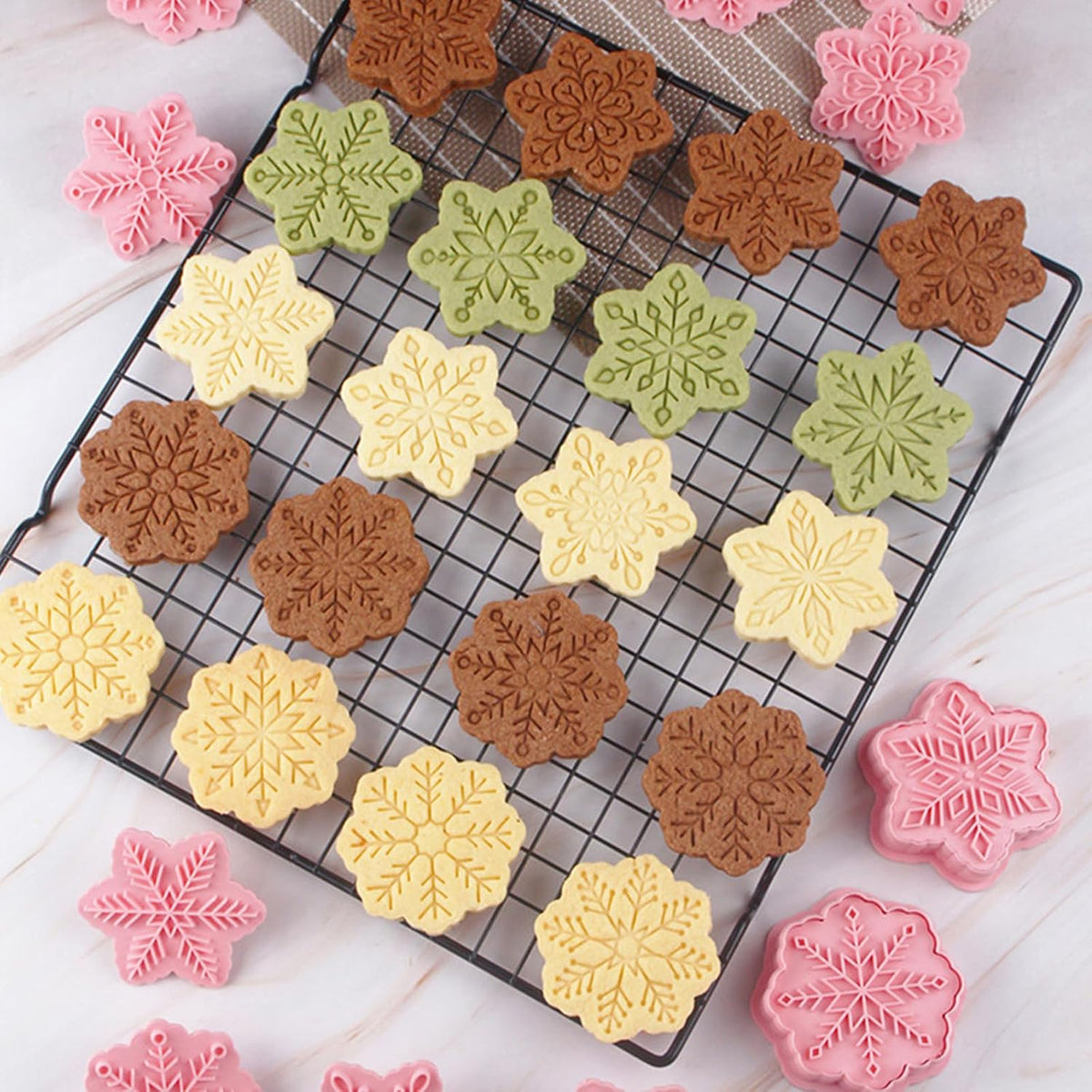 9pcs Christmas Cookie Cutter Set Snowflake Cookie Cutters with Plunger Stamps Biscuit Mold 3D Snowflake Cookie Molds Cake Baking Fondant Cutter Christmas Party DIY Cookie Decorating Supplies (A)