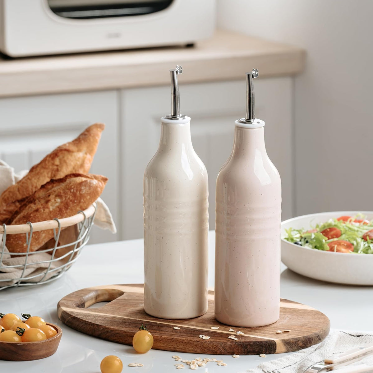 famiware Jupiter 16oz Ceramic Olive Oil Dispenser Bottle, Olive Oil and Vinegar Dispenser Bottle Set of 2 with Stainless Steel Pourers, Suitable for Storage Vinegar, Vanilla White & Light Pink