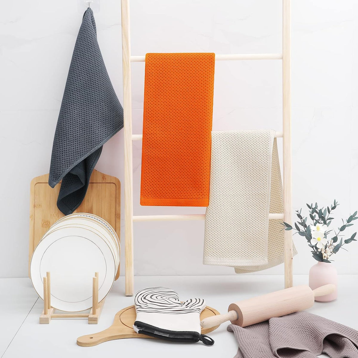Homaxy 100% Cotton Waffle Weave Kitchen Dish Towels, Ultra Soft Absorbent Quick Drying Cleaning Towel, 13 x 28 Inches, 4-Pack, Orange