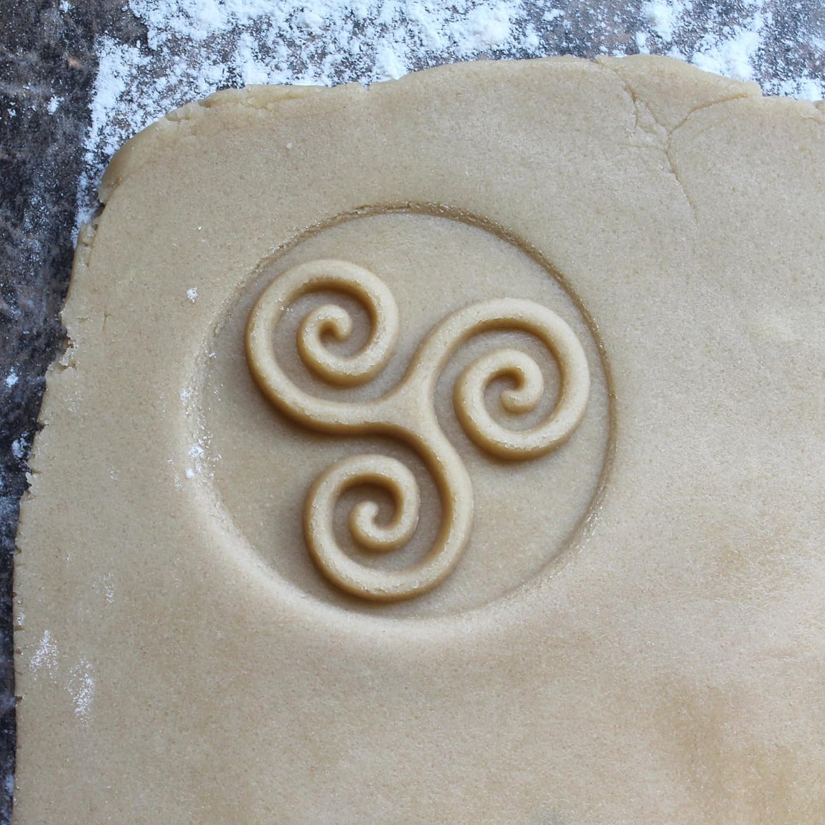Wood Cookie Stamp, 2.5 Inch (Triskelion CS-119)