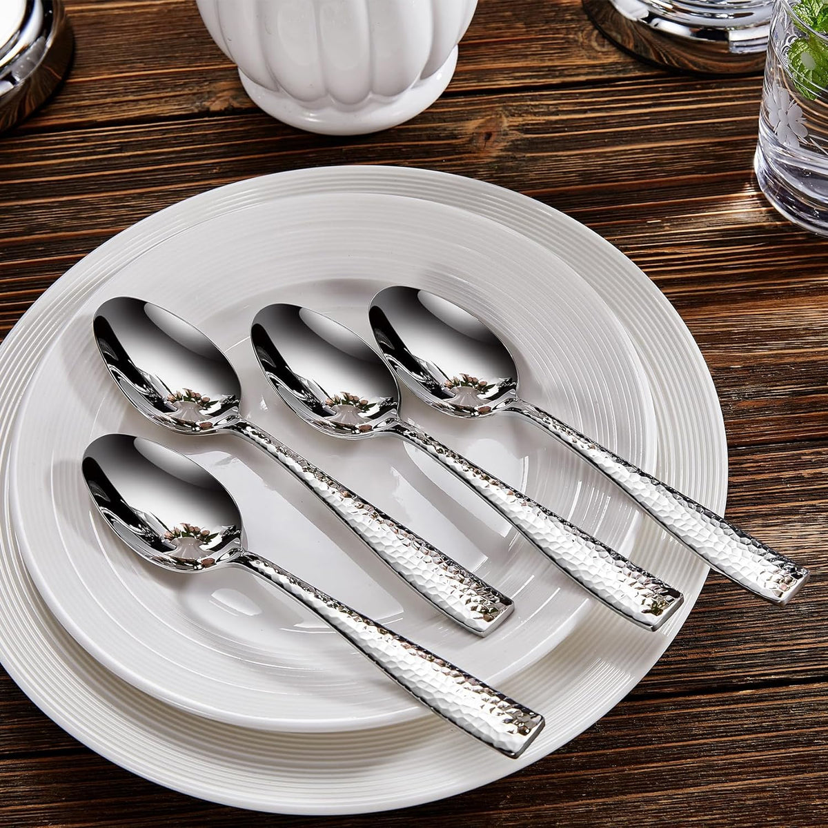 KEAWELL Premium 20/45/65 Piece Louis Hammered Silverware Set with Squared Edge, 18/10 Stainless Steel, Service for 4/8/12, Fine Flatware Set, Dishwasher Safe (20)