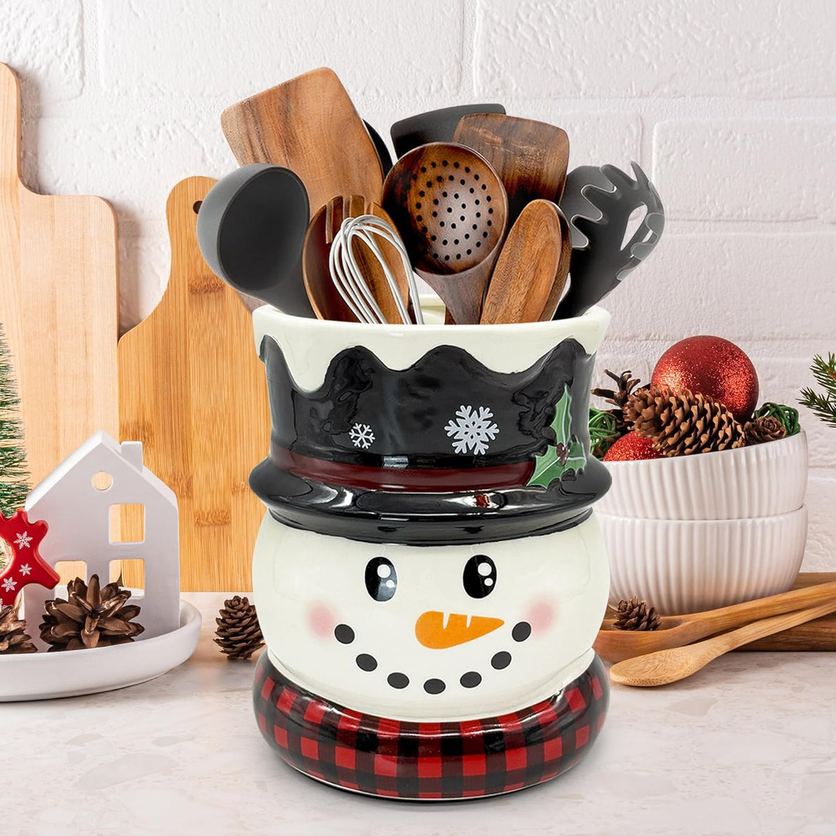 pinata Christmas Kitchen Decor Ceramic Snowman Utensil Holder, Cute Christmas Utensils Holder, Xmas Ceramic Utensils Crock for Rustic Farmhouse Indoor Kitchen Decorations(6.3 Inches)