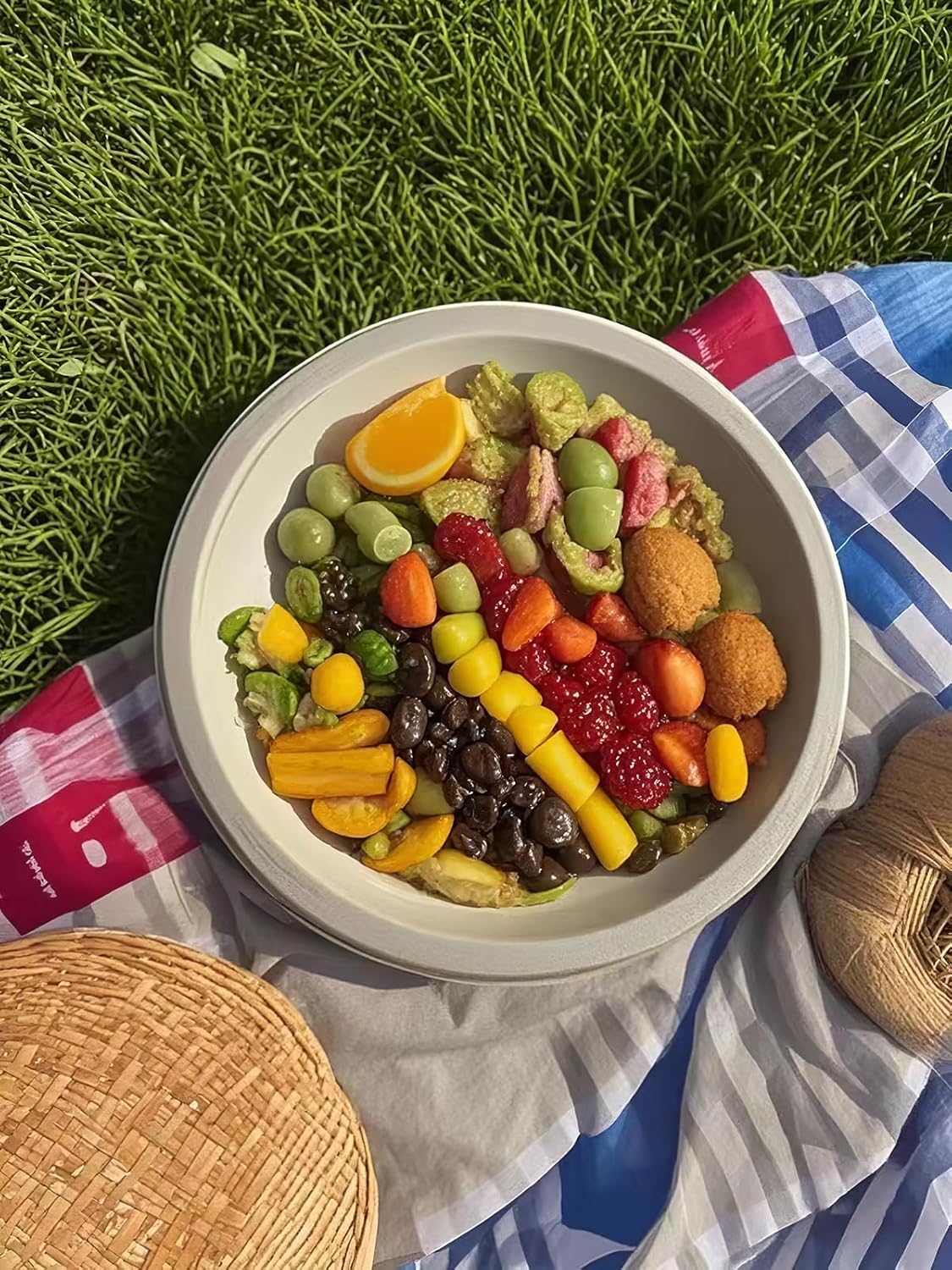 Compostable Paper Plates 9 Inch - 100% Biodegradable, Heavy Duty Eco-Friendly Disposable Plates for Camping，Parties, Weddings, BBQ (150 Pack) (9" Natural Brown)