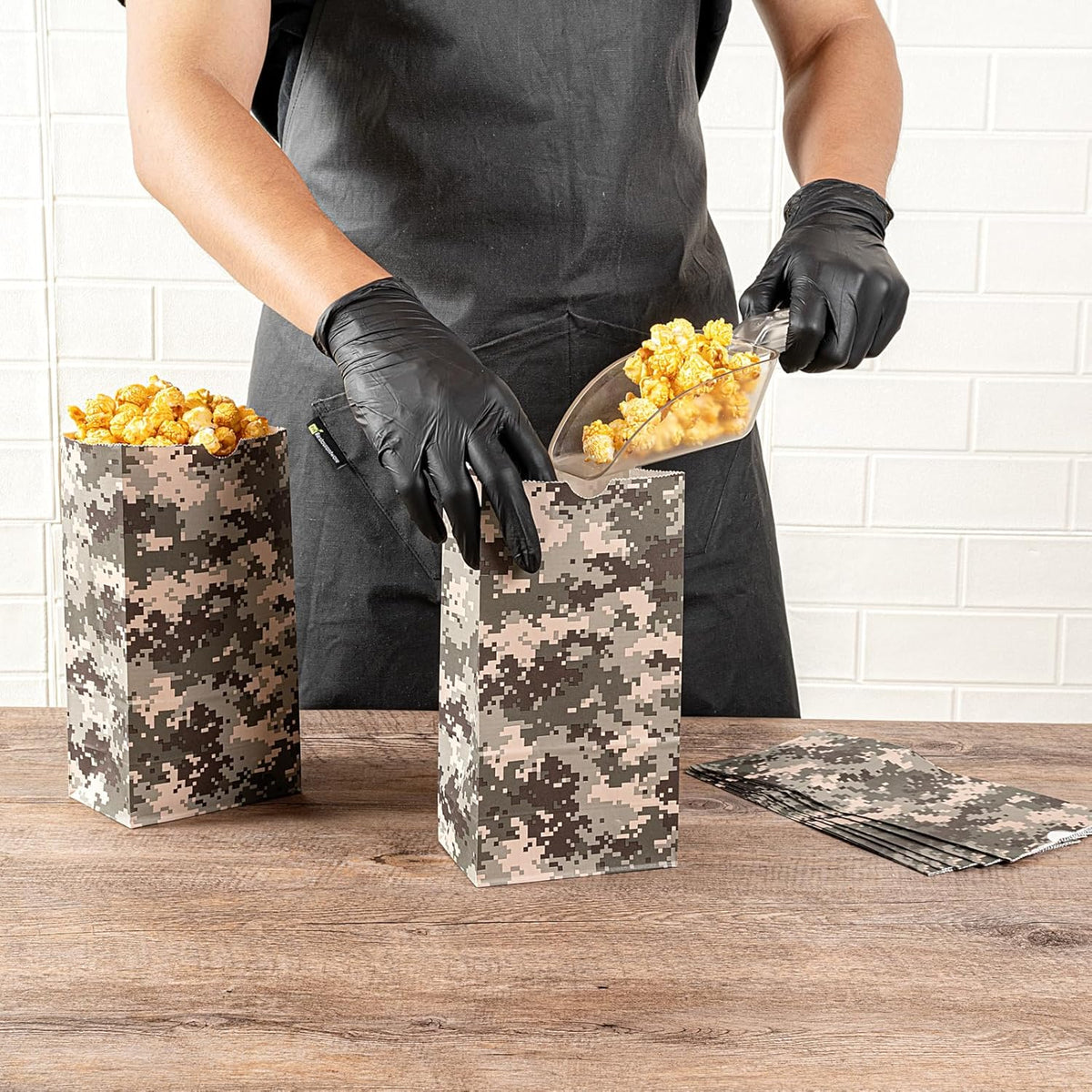 Restaurantware Bag Tek 4 LB Disposable Lunch Bags 100 Sturdy Take Out Bags - Flat Bottom Great For Restaurants Cafes And Bakeries Camouflage Paper Popcorn Bags Versatile For Grocery And More