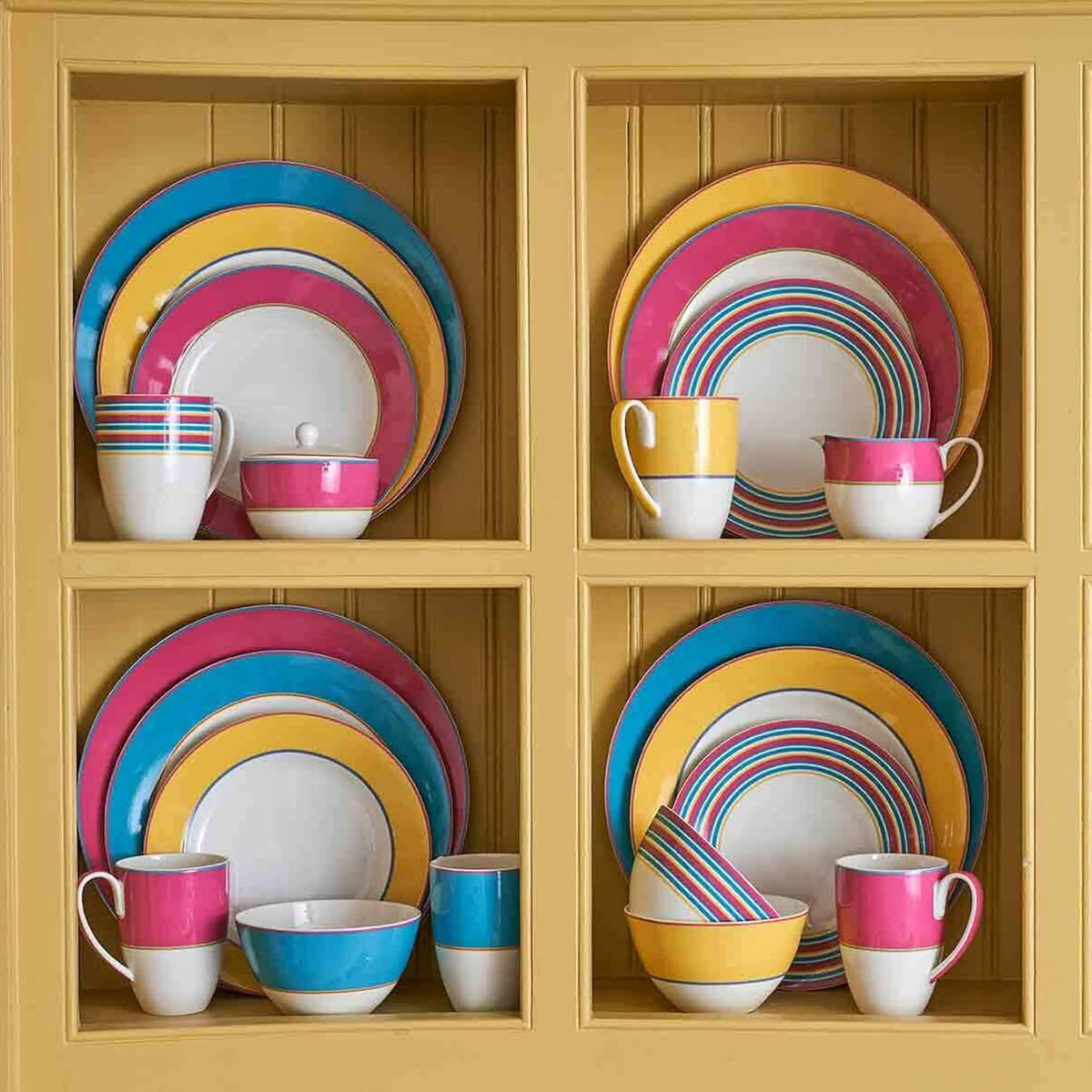 Spode Kit Kemp Mug | 17oz Calypso Stripe Coffee & Tea Mug | Made from Porcelain | Dishwasher and Microwave Safe | Vibrant Dinnerware Ideal for Summer